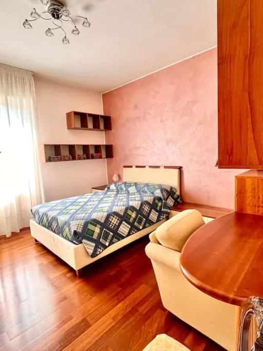 Appartamento Da Antonella Bergamo Esterno foto